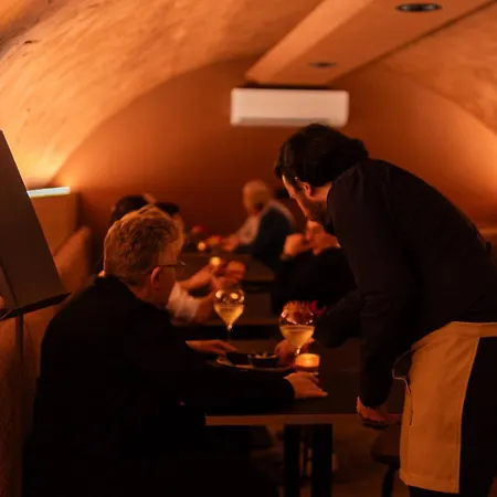 Restaurant Steenhuyse Ξενοδοχείο 4*